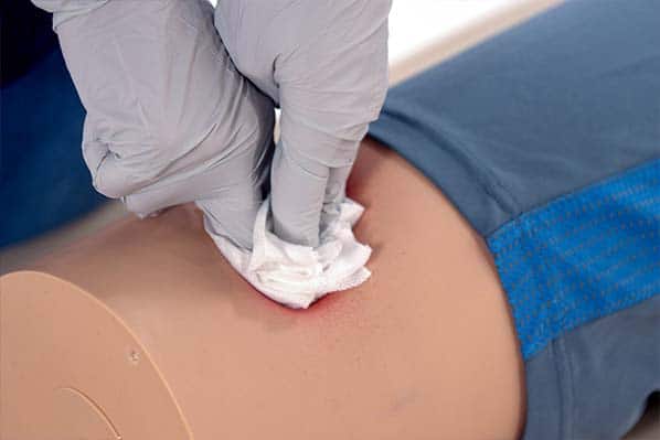 CORRECTLY PACKING WOUND